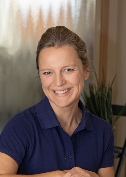 Dr. Beate Lindner, Zahnärztin und Praxisinhaberin, Zahnarztpraxis Tännesberg